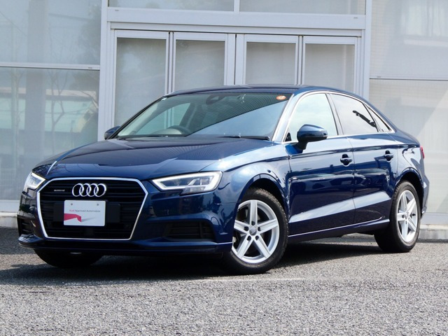 A3セダン40 TFSI クワトロ 4WD