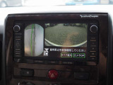☆純正SDナビ!DVDや地デジの視聴も可能♪マルチビューカメラ装備で車庫入れなども安心です♪