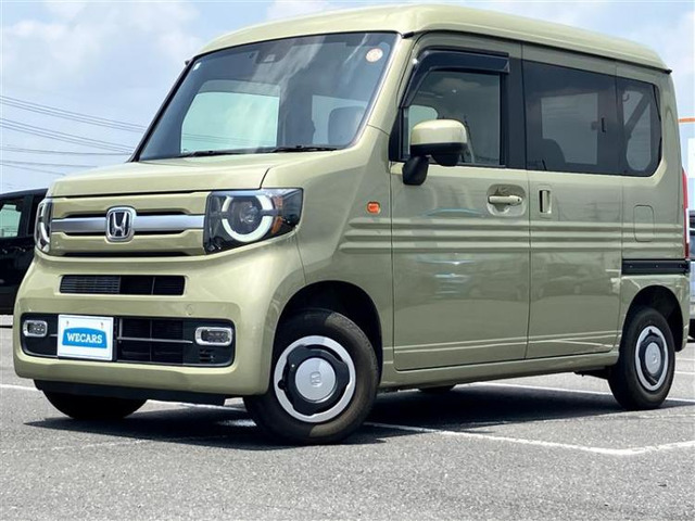 N-VAN +スタイル ファン ターボ  4WD 