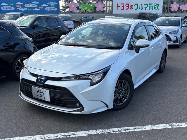 カローラ 1.8 ハイブリッド G E-Four 4WD 