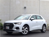 アウディ Q3