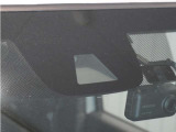 運転する人も、そうでない人も、家族みんなが安心して、自由にお出かけできる生活をサポートする先進機能。