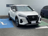 ボディカラーは精悍なホワイトパールです。