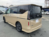 セレナ 1.4 e-4ORCE ハイウェイスターV 4WD 