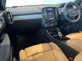 XC40 B4 AWD インスクリプション 4WD 
