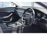 Audiのインテリアはエクステリア同様、優れたデザイン性とクオリティ、そして機能性を兼ね備えております。