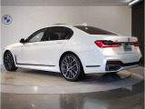 【認定中古車保証】BMW認定中古車は保証も充実しております。2年間もしくは、1年間の保証に加え、最大4年間までの保証延長も可能でございます(対象車種限定)!充実の保証で、安心してお車をご利用いただけます!