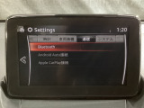 Apple Carplay・Android Auto対応!マツダ コネクト(コマンダーコントロール)でスマートフォンを操作して、通話、音楽を聴いたり、マップで目的地を調べることができます。