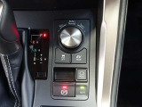 ドライブモードセレクトで走行モードも簡単に変更可能!気分に合わせて運転モードの選択できます!
