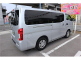 このお車は過去に修復歴が有ります。修復場所は( 後ろ )です。しかし写真の通り、きちんと直しています♪ので走行には問題は有りません。修復は(小)ですので御安心下さい♪