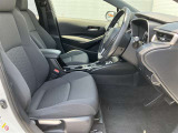 運転席は高さ調整可能です!どんな体型の方でもぴったりフィット!