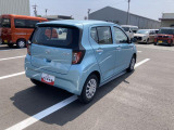 ご納車前には、法定12ヶ月点検相当の点検を実施いたします。プロの整備スタッフが点検をするので、安心して中古車にお乗りいただけます。