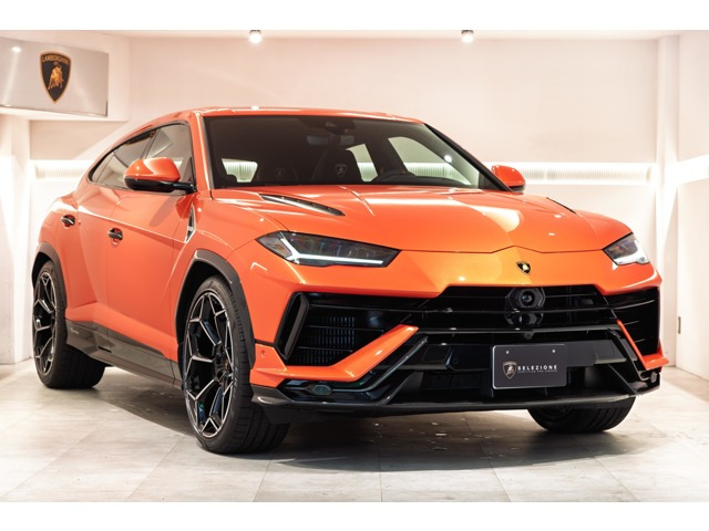 ウルス ペルフォルマンテ 4WD 