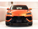 ウルス ペルフォルマンテ 4WD 