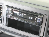 オーディオはAM・FMラジオ・CD・AUX・が使えます。快適ドライブの強い味方です!