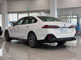 BMWを熟知したメカニックよる100項目の納車前点検☆ドイツ本国と同様の教育・訓練を受けたBMW専門メカニックが100項目にも上るポイントを徹底的にチェックいたします。