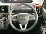 【純正革巻きステアリング】上質な革を使用することで、手にしっかり馴染みとても運転しやすいハンドルです♪