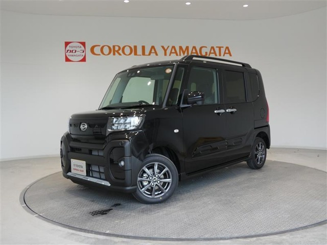 タント ファンクロス 4WD 