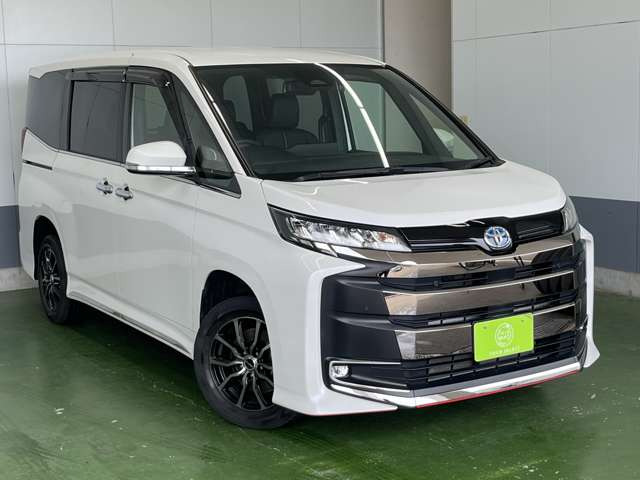 トヨタ ノア 1.8 ハイブリッド S-Z E-Four 4WD の中古車詳細 (25,000km