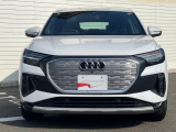 Q4スポーツバックe-tron 40 アドバンスド 