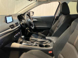 清潔で広々した座席です!是非、現車を見て体感してみてください。