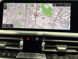 iDriveHDDナビゲーションになります。操作はコントローラーとタッチパネルにて操作いただけます。