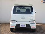 【車屋】として、長く車業界に従事した経験豊富なスタッフが在籍しております。