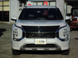 アウトランダー PHEV 2.4 P 4WD 
