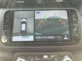 【インテリジェントアラウンドビューモニター】駐車中のクルマを空から見下ろしているかのような映像で表示し、駐車をアシストします!
