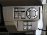 『1台』のお車に対して、こだわって仕入れを行っております。オプション装備装着車となります!