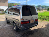 ハイエース 3.0 スーパーカスタムG トリプルムーンルーフ ディーゼル 4WD 8人乗 左側...