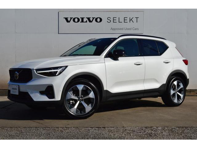 XC40 ウルトラ B4 AWD ダークエディション 4WD 