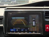 駐車時に便利な全方位モニターが付いていますので車庫入れも安心&安全です!