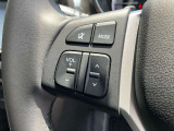 運転中でも手を離さずにオーディオの操作ができる『ステアリングスイッチ』機能があります!