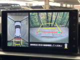 【パノラミックビューモニター】専用のカメラにより、上から見下ろしたような視点で360度クルマの周囲を確認することができます☆死角部分も確認しやすく、狭い場所での切り返しや駐車もスムーズに行えます。