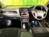 アウトランダーPHEV 2.4 G プラスパッケージ 4WD 