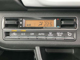 車内快適オートエアコン。