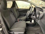中古車をキレイで気持ちよくお乗りいただけるよう、エンジンルームから、シートを外した洗浄まで、目に見えない部分も徹底的に洗浄しています!