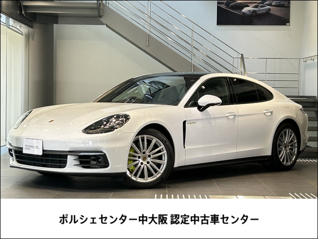 パナメーラ 4 E ハイブリッド PDK 4WD 