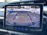 【 バックカメラ 】駐車が苦手な方でも映像で後方の安全確認もしっかり♪見えない死角の部分や距離感などモニター確認することが可能です!//