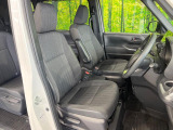 運転席シート廻りは使用感も少なく、良好な状態となっています。丁寧に使われていたことがよくわかりますね。
