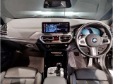 アウトバーンでの走行を見据えたBMWのブレーキシステムはもしもの時にもいち早くマシンを停止してくれます。