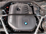 【ご納車前点検】BMW認定中古車は100項目の箇所を徹底的にチェック致します。機械的な箇所や電気系、コンピューターなどをご納車前に点検し、交換基準に達した部品は全て新品に修理返品した後にご納車致します。