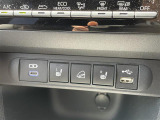 気になる車はすぐにお問い合わせください!画面右側の0066から始まる無料ダイヤルからお問い合わせ下さい!専門スタッフがお車のご質問にお答えいたします!