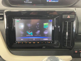 【8インチナビ】TV CD/DVD再生やBluetoothオーディオなど多彩なメディアに対応したメモリーナビを装備しています。