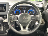 【純正革巻きステアリング】上質な革を使用することで、手にしっかり馴染みとても運転しやすいハンドルです♪
