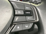 【レーダークルーズコントロール】高速道路での長距離走行が楽に!!自動で速度を保つクルーズコントロールが、衝突軽減システムと連携し、前方の車両を感知して車間を保つように速度調節してくれます!!