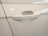”Keyless Access”によって、ドアハンドルに手をかけるだけでドアロックが解除できます!