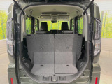 普段のお買い物や通勤、送迎等に十分な荷室スペースを確保しております。セカンドシートを倒すと、大きな荷物の積載も可能です♪