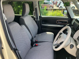 運転席もゆったり座れます☆